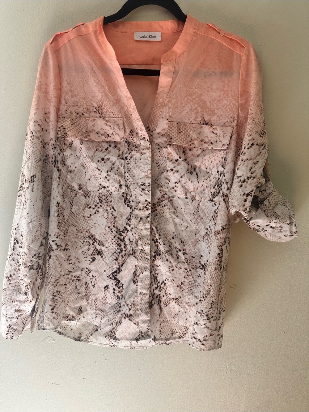 Calvin Klein Coral-to-White Snake-Print Button-Down Blouse